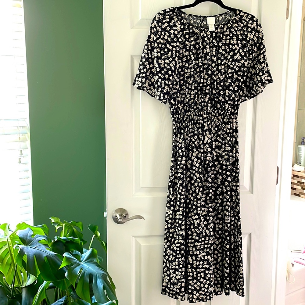 H&M summer flowery dress. Cotton, size S
